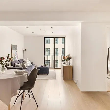 Sea & Rooftop Terrace - Modern